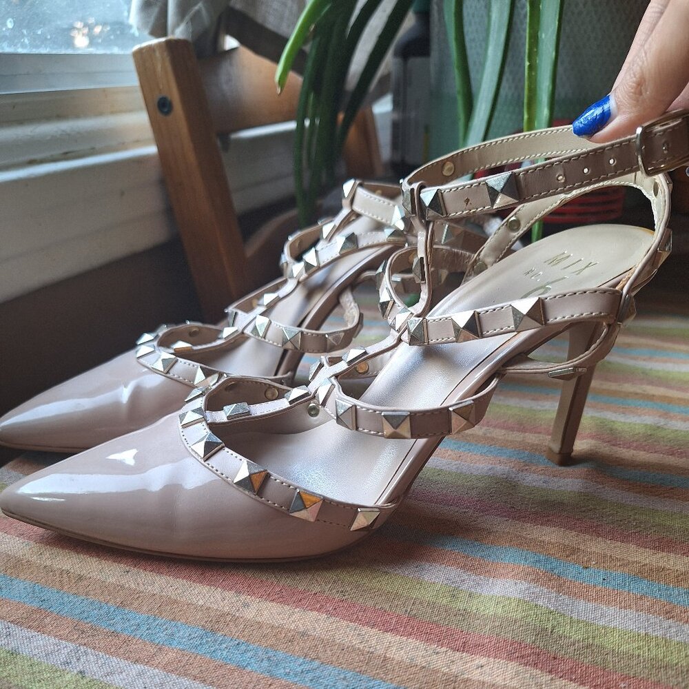 Nude Patent Pointy Toe Heels